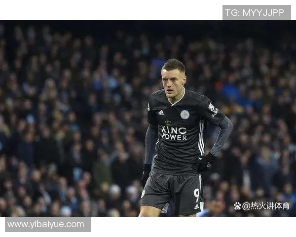 足球明星的投球技巧揭秘助你提升球场表现与竞技水平 足球明星的投球技巧揭秘助你提升球场表现与竞技水平